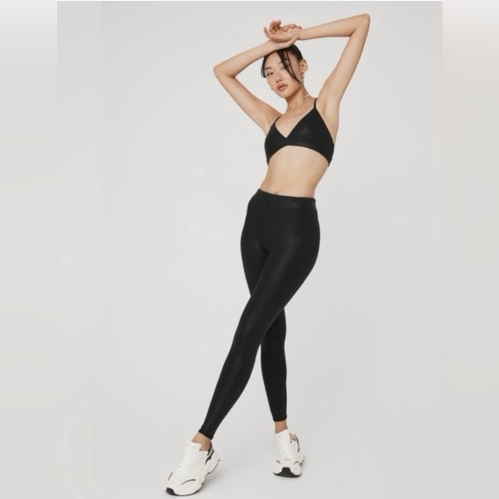 ALO YOGA FAUX LEATHER AIRBRUSH HIGH-WAIST LEGGING - Size: XXS